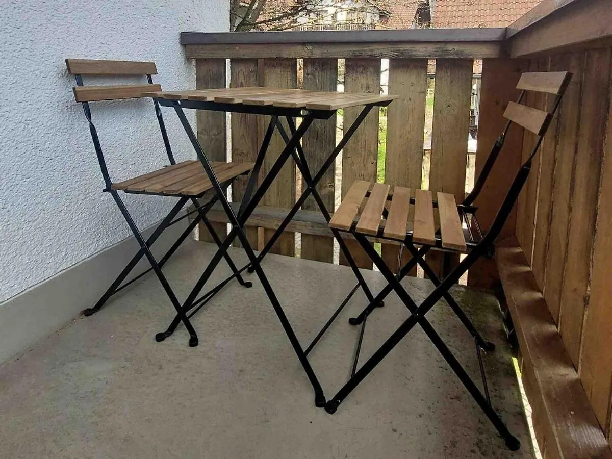 Apartment Sta1043 Gut Geschnittene Monteurwohnung Mit Balkon Stamsried