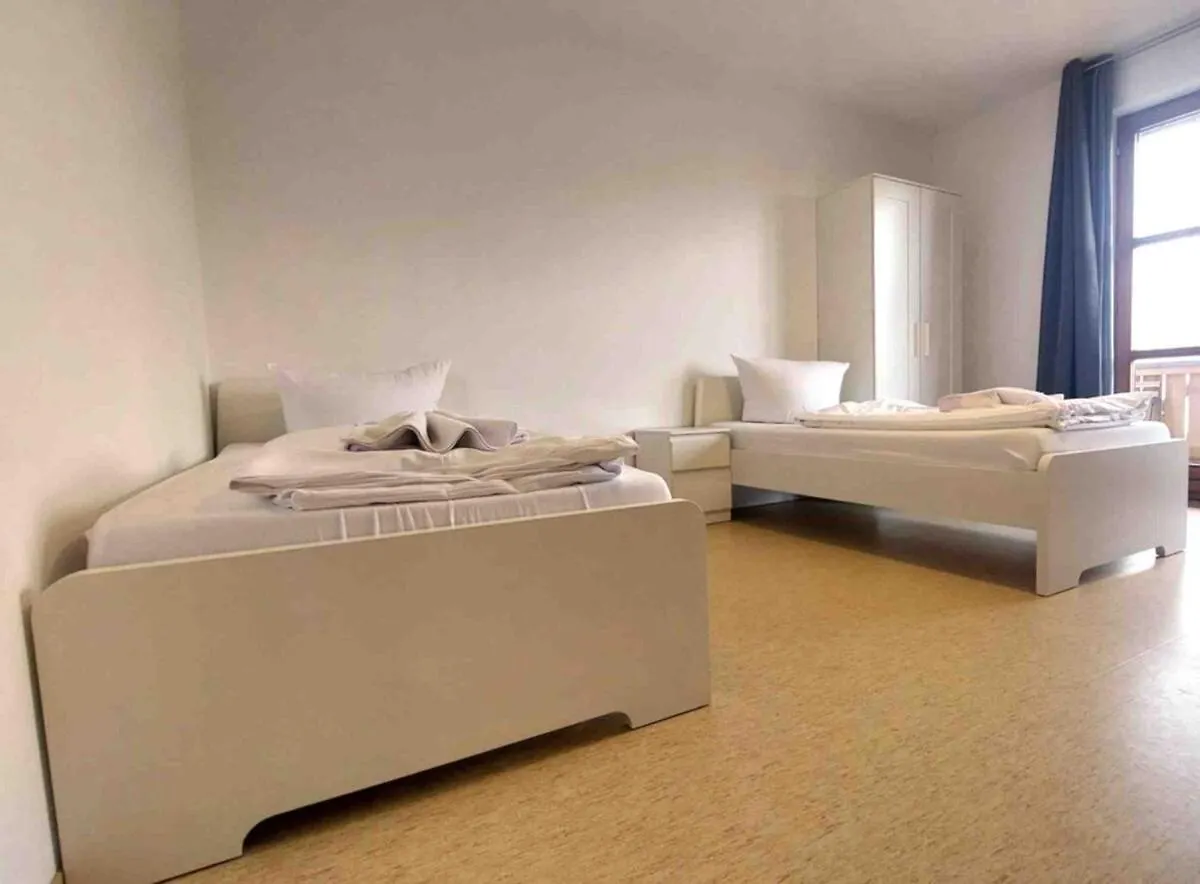 Apartment Sta1043 Gut Geschnittene Monteurwohnung Mit Balkon Stamsried Germany